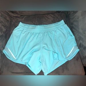 Lululemon Hotty Hot Low-Rise Lined 4” Shorts Icing Blue Size 10